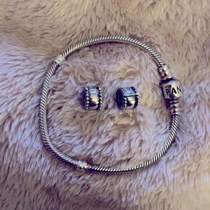 Pandora bracelet with 2 Clips